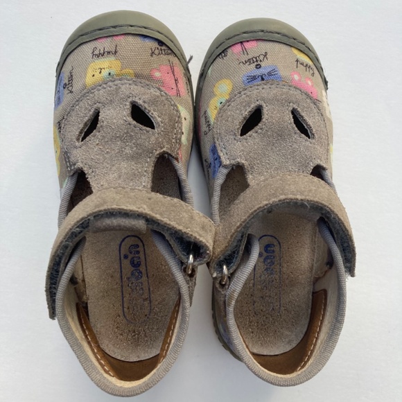 Ciciban Toddler Shoes - Picture 2 of 5